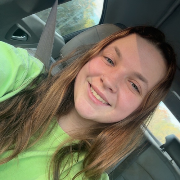 Meet the Posher Other - Meet your Posher, Hailey